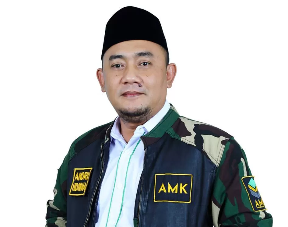 Anggota DPRD Andri Hidayana menuturkan penataan akan dilakukan pada lapang sepakbola dan voli yang tersebar di sejumlah lokasi di Kabupaten Sukabumi. (Sumber: istimewa)