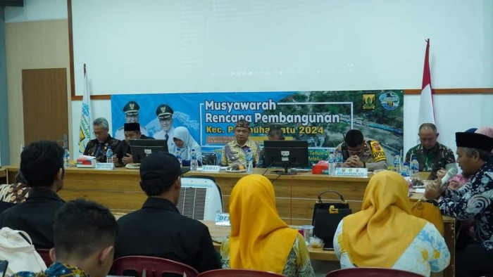 Kecamatan Palabuhanratu usulkan 62 program prioritas dalam penyusunan Rencana Kerja Perangkat Daerah (RKPD) tahun 2024 meliputi sembilan desa dan satu kelurahan.